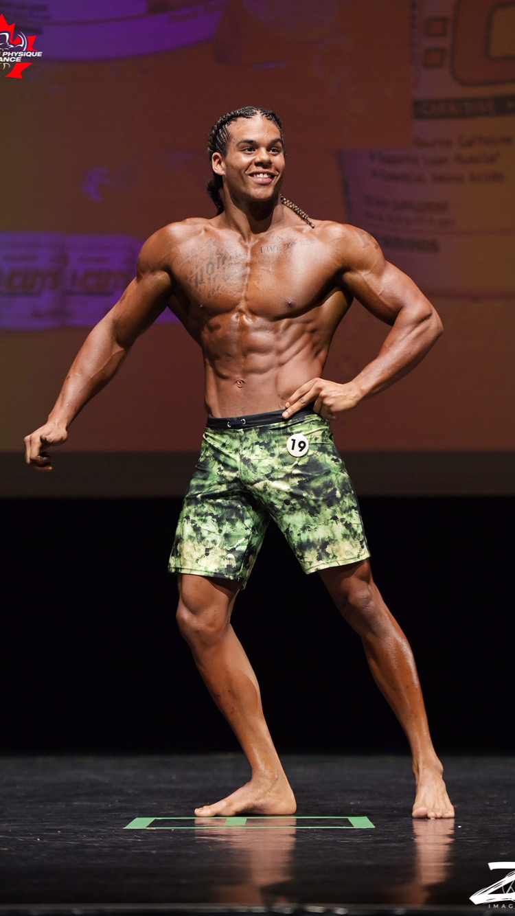 Izaiah Deon bodybuilding competition - physical transformation results